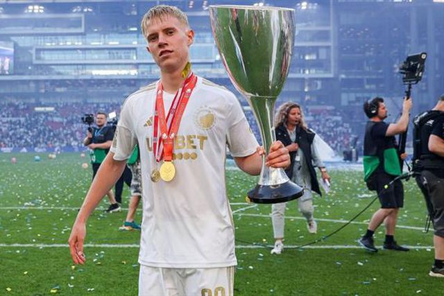 Médio islandês a chegar para Paulo Fonseca