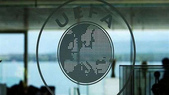 Federação adia decisão sobre deixar a UEFA