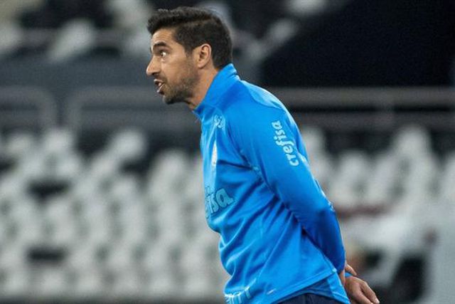 Palmeiras empata, Scolari expulso, Hulk marca, Tiquinho assiste... e sorri o Botafogo