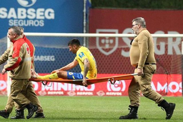 Evangelista em suspenso por Ruiz