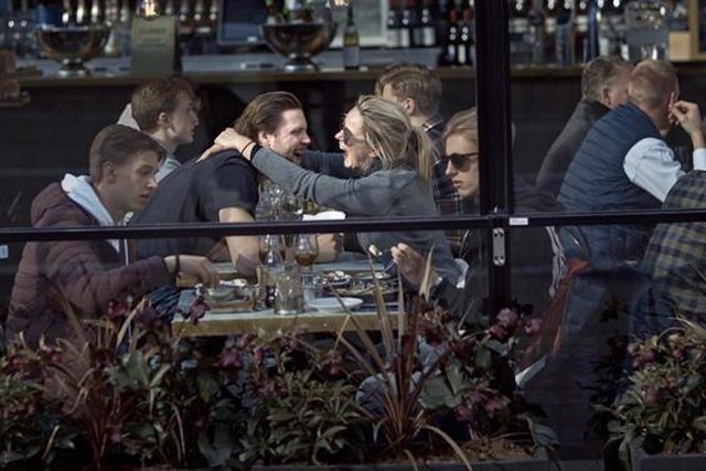 A roleta russa da Suécia (artigo de José Manuel Delgado)