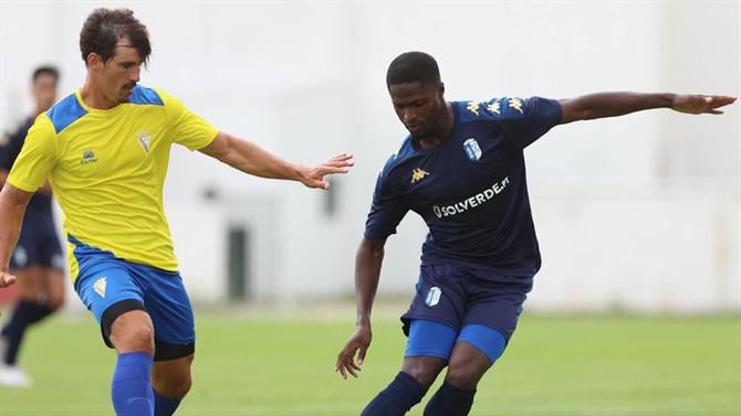 Jardel marca no empate do Vizela com o Atlético