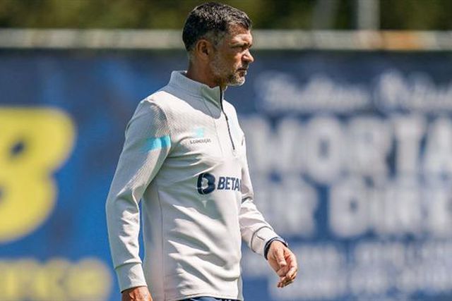 Goleada no primeiro teste da pré-época: reforço já marca!