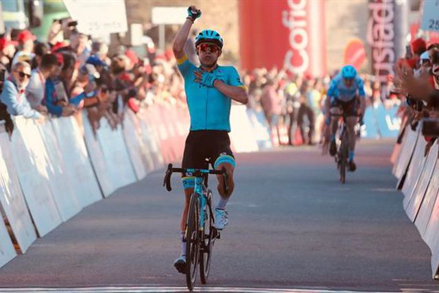 Ángel López triunfa, Evenepoel segura a amarela