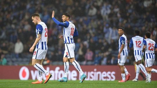 FC Porto vence Estoril antes de receber o Inter (veja o resumo)