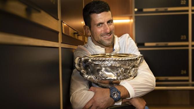 Djokovic iguala Steffi Graf e prepara-se para recorde único