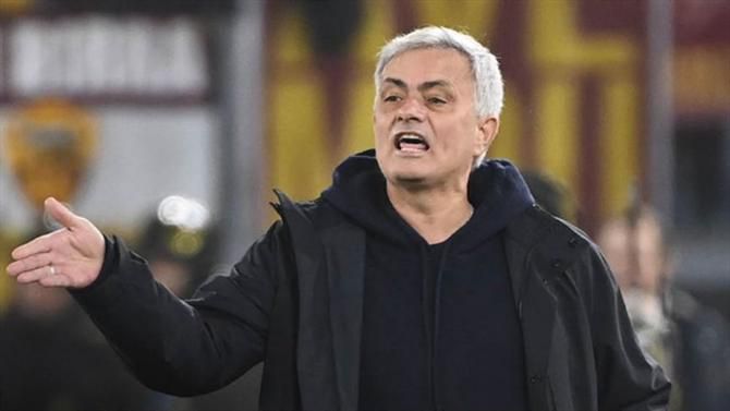 Avançado operado e Mourinho fica com grande dor de cabeça