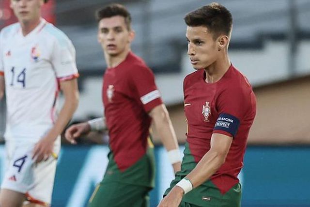 «Real Madrid ou Barcelona?» - a resposta de Tiago Dantas (vídeo)