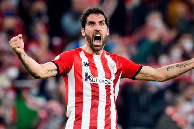 Raúl García renova até 2023