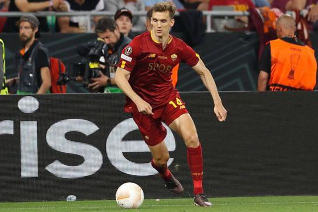 Investida de Tiago Pinto garante dois trunfos a Mourinho em Leeds