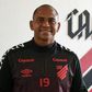 Walter, ex-FC Porto, ruma ao Vitória da Bahia
