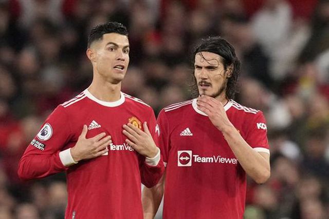 Cavani para fazer dupla com Ronaldo