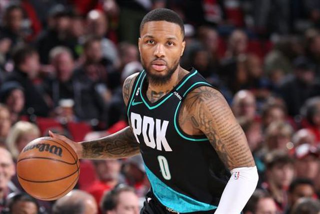 Lillard supera recorde de Jordan