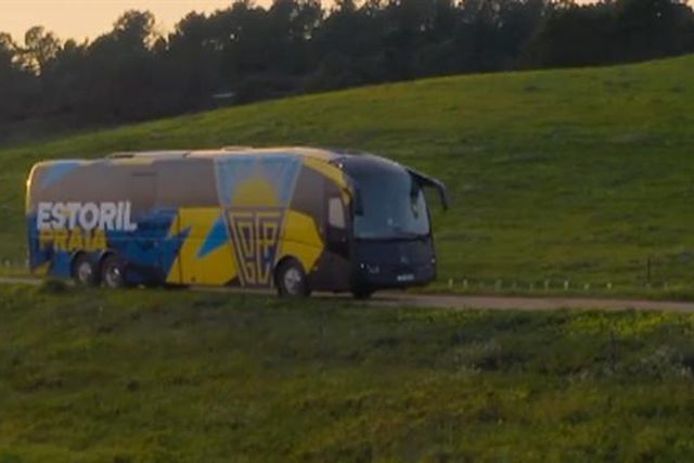 Além de novo treinador, também há novo autocarro… ecológico (vídeo)