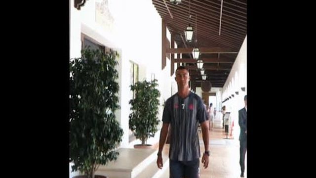 Cristiano Ronaldo já está no hotel do Al Nassr para se juntar ao estágio de pré-temporada da equipa saudita
