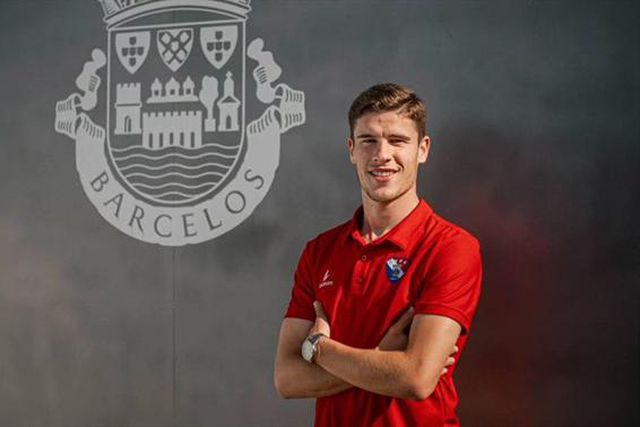 'Filho' de Barcelos persegue estreia de sonho