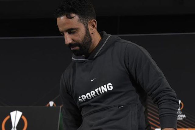 Rúben Amorim revela um titular e comenta hipótese de Diomande jogar a 6