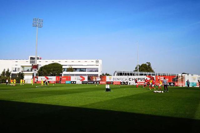 Primeiro dia do Benfica marca A BOLA DA NOITE (22.00 h)