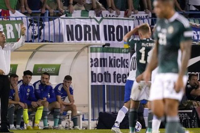 Federação despede selecionador