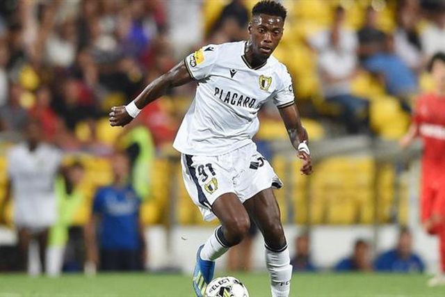 Notícia A BOLA: Heriberto certo por três temporadas