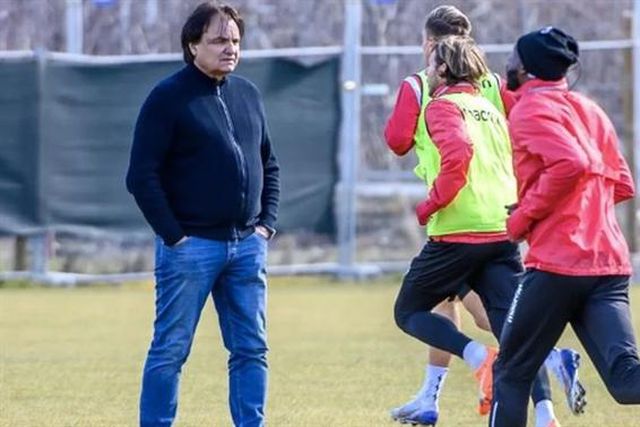 Insólito: Presidente do Sion (onde joga Balotelli) afasta treinador... e assume ele próprio o cargo