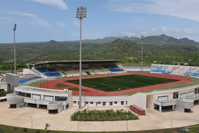 Cabo Verde segue proposta de Infantino e 'batiza' Estádio Nacional de Pelé