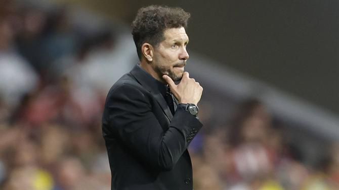 Sauditas tentam Diego Simeone