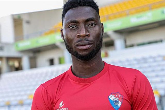 Paulo Duarte chama dois da Liga para estágio