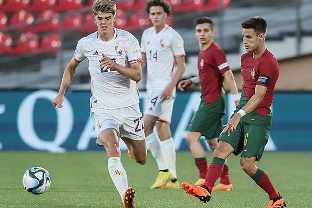 Tiago Dantas apura Portugal de penálti (vídeo)