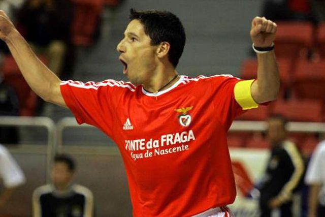 Indignação por ‘esquecimento’ do Benfica na equipa do ano: «Como vou explicar à minha filha?»