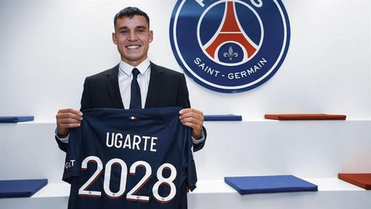 Oficial: Ugarte é anunciado em Paris e site até vai abaixo