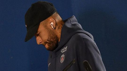 Neymar reage à grave lesão com esta foto e uma frase