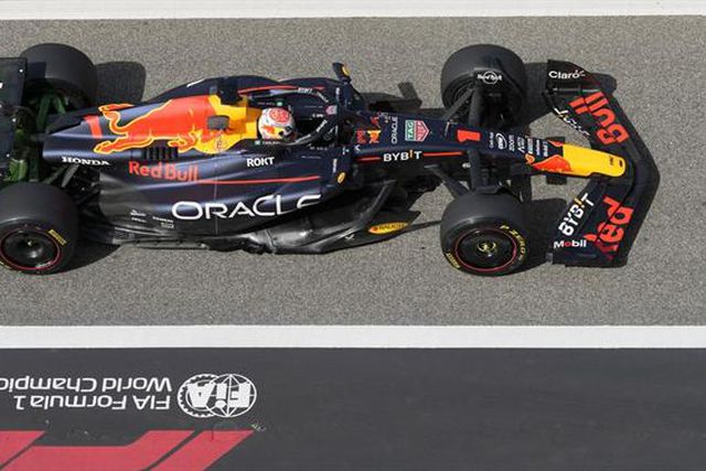 GP Barém: A volta que valeu a ‘pole position’ a Verstappen (vídeo)