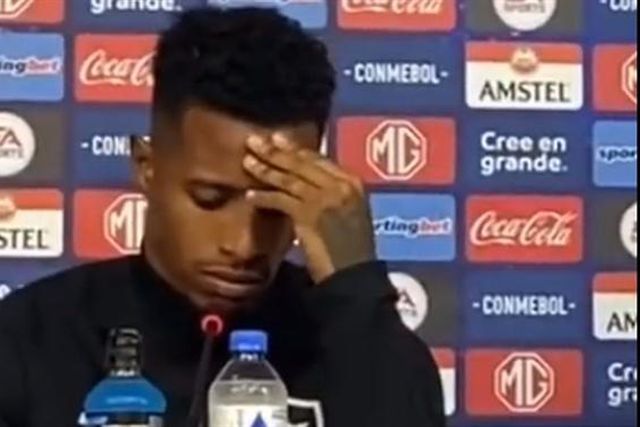 O ‘sofrimento’ de Tchê-Tchê na intensa conferência de Luís Castro (vídeo)