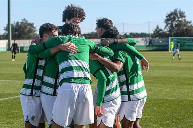 Sporting vence Portimonense e distancia-se na vice-liderança 