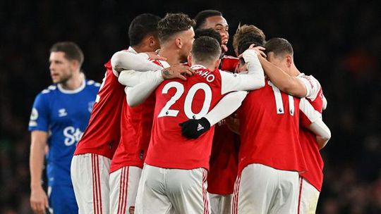 Atenção, Sporting: Arsenal cumpre e aumenta vantagem na liderança (veja os golos)