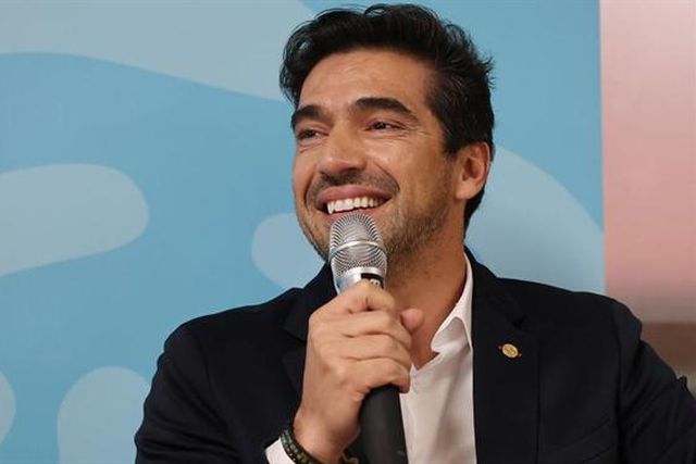 «Sinto-me como Guardiola ou Ancelotti»