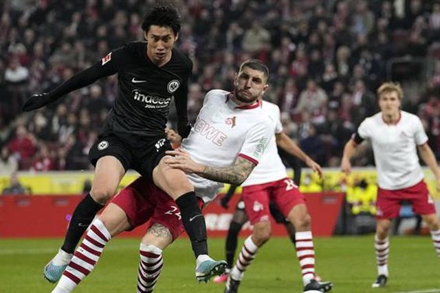 Foi alvo do Benfica: «Kamada, dou-te a medalha de Nobel da Química se renovares»