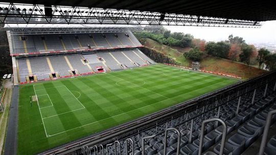 Anunciados quatro importantes ‘reforços’ para o Estádio Municipal