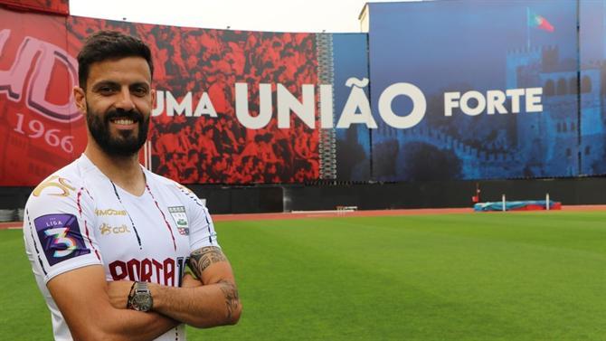UD Leiria Oficial: Sérgio Ribeiro renova até 2024 | Abola.pt