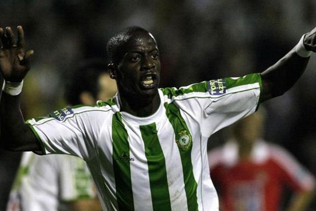 Notícia A BOLA: Edinho desejado para a estrutura