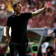 Sondagem: Benfica só precisa de mais um guarda-redes e um lateral-esquerdo para fechar o plantel? Veja o resultado final