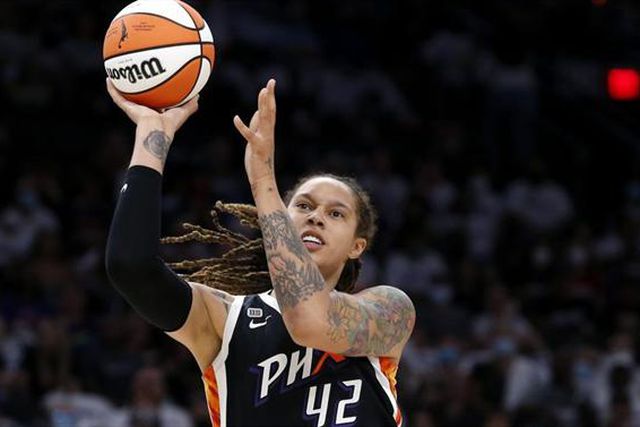 9 anos de cadeia para Brittney Griner na Rússia