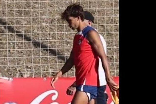 Tensão entre João Félix e diretor desportivo dos 'colchoneros' (vídeo)