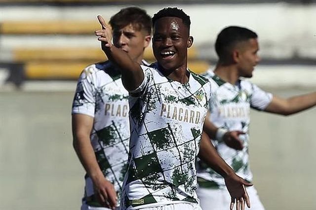 Kodisang (Moreirense) fecha onze do ano