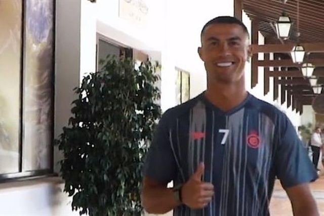 Ronaldo já chegou ao estágio no Algarve! (vídeo)