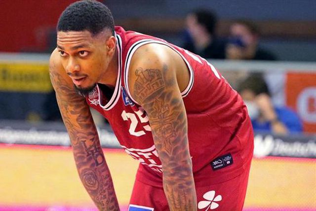 Poste norte-americano Phil Fayne reforça FC Porto