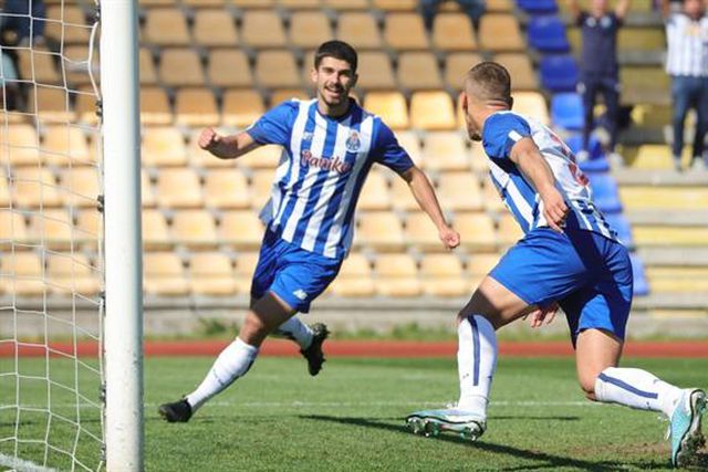 Academia: urgência em encurtar distâncias para os rivais de Lisboa
