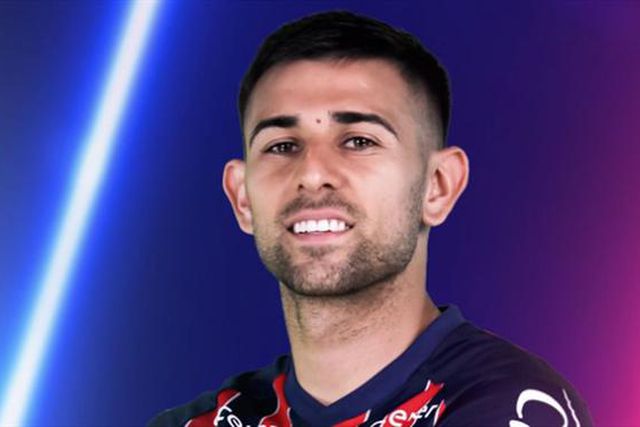 Médio uruguaio é reforço para Renato Paiva