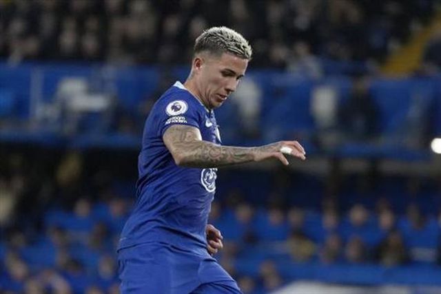 «Enzo Fernández segura o meio-campo, mas os outros jogadores... »